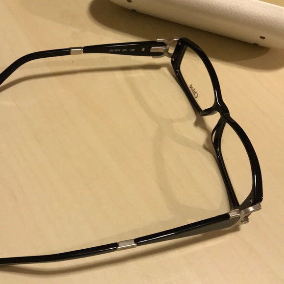 Chloe glass frame - Picture 3 of 8